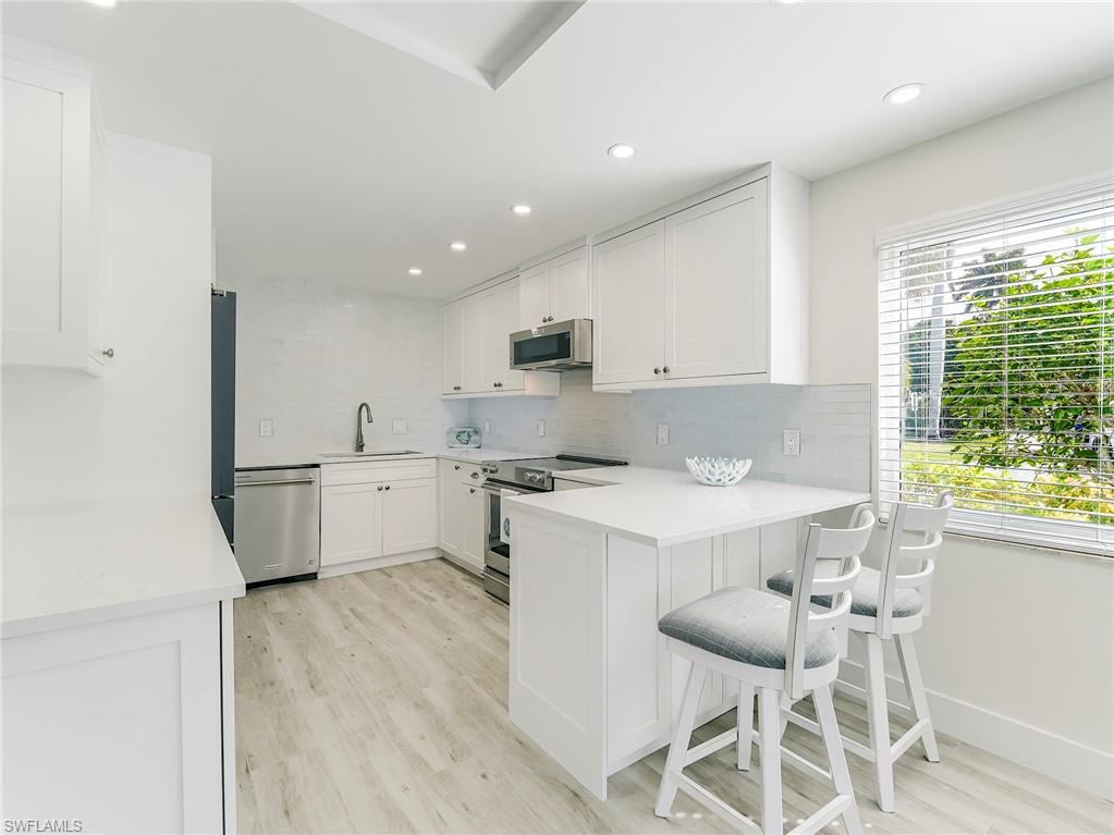 354 Harbour DR # 354