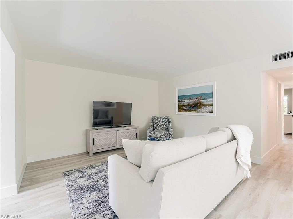 354 Harbour DR # 354