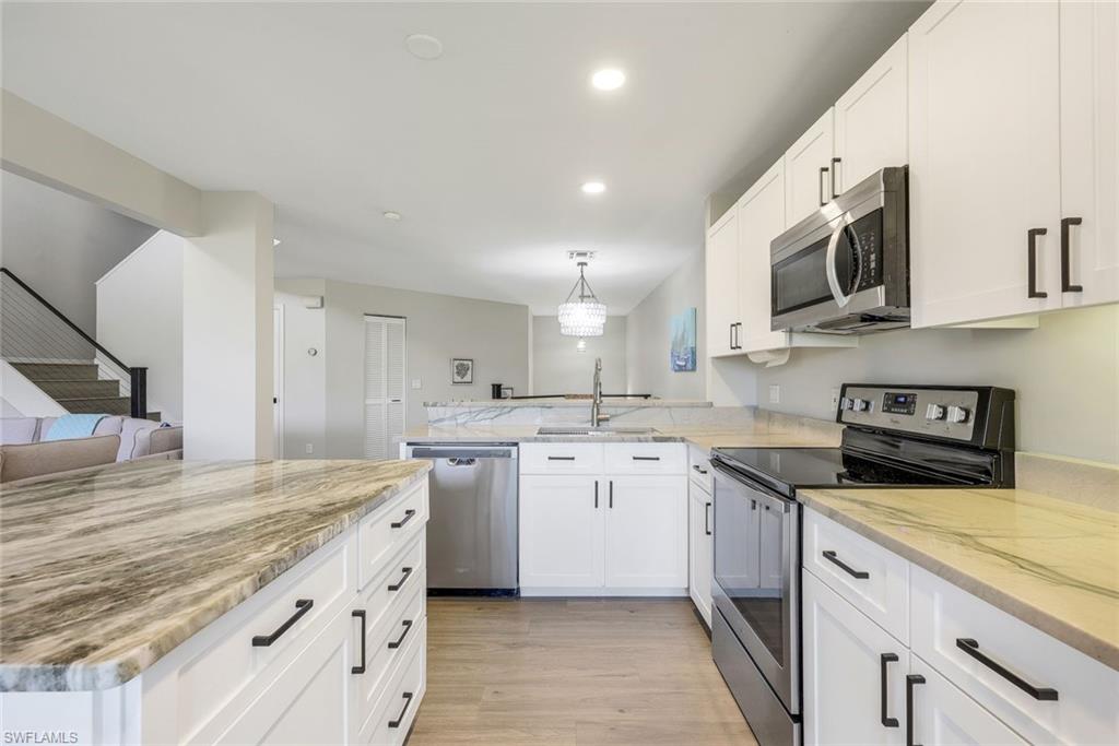 27106 Oakwood Lake DR