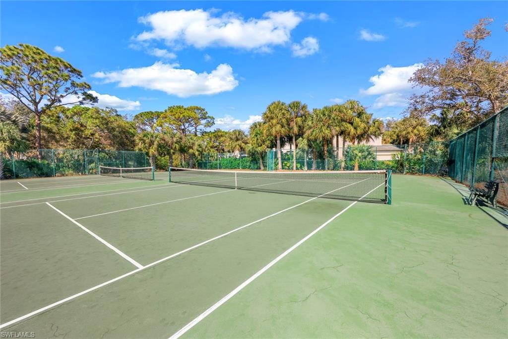 27106 Oakwood Lake DR