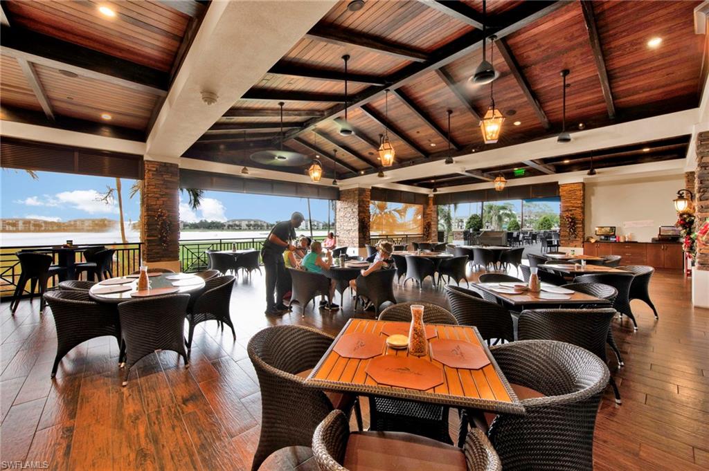 10460 Washingtonia Palm WAY # 1327