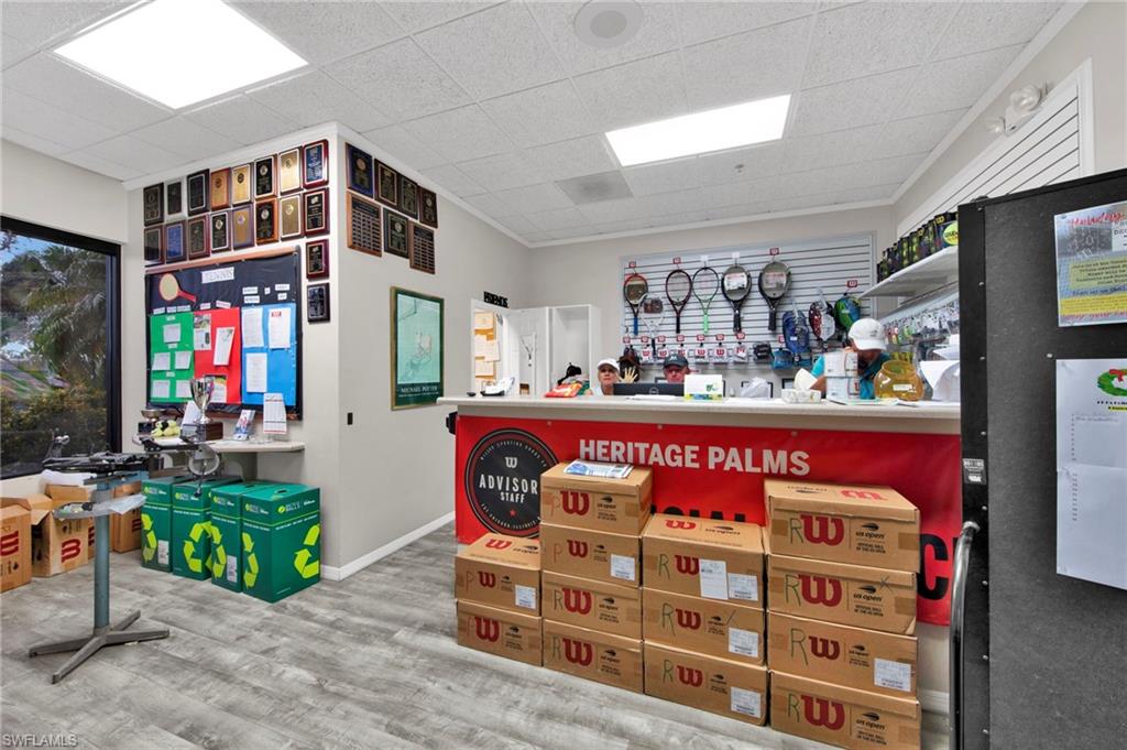 10460 Washingtonia Palm WAY # 1327