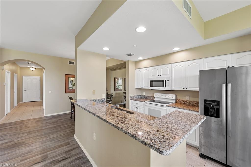 10460 Washingtonia Palm WAY # 1327