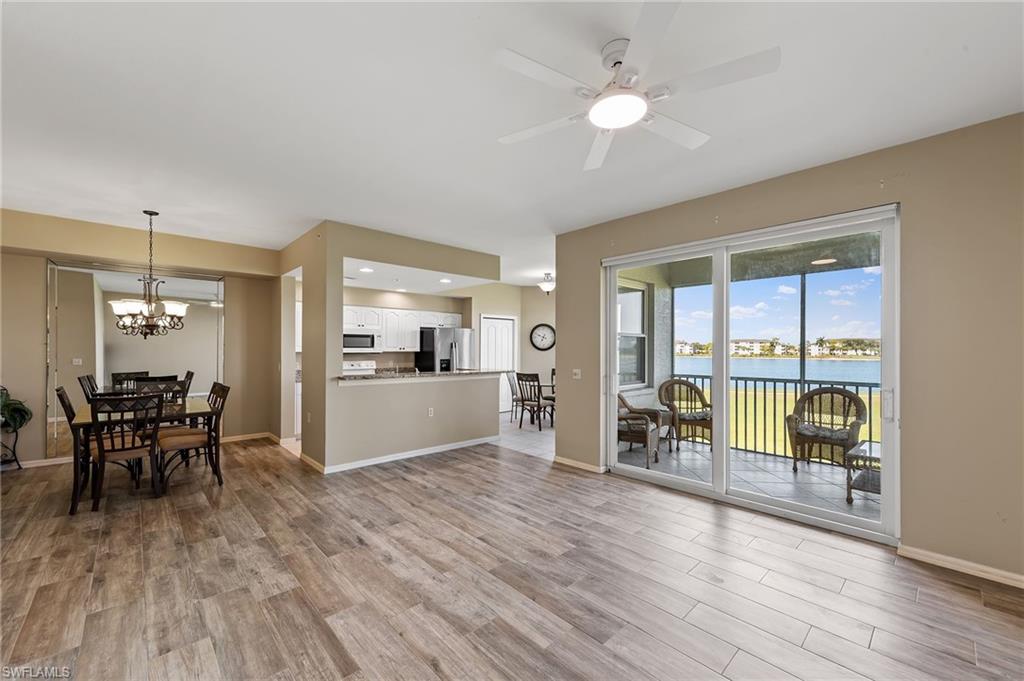 10460 Washingtonia Palm WAY # 1327