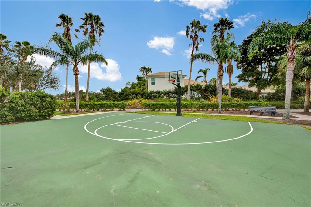 10460 Washingtonia Palm WAY # 1327