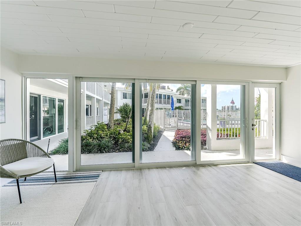 354 Harbour DR # 354