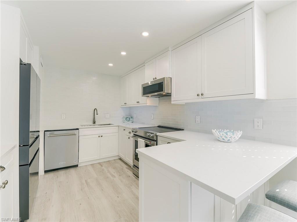 354 Harbour DR # 354