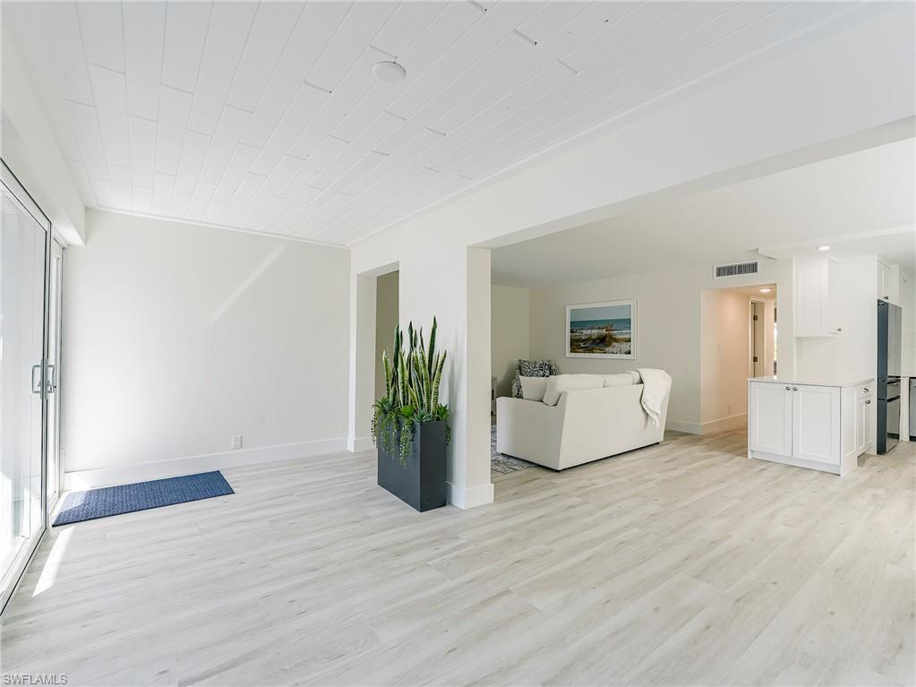 354 Harbour DR # 354