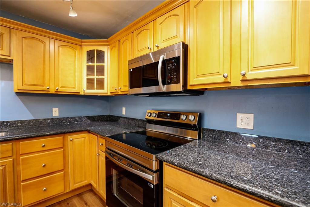 4053 Sandlewood LN # 1