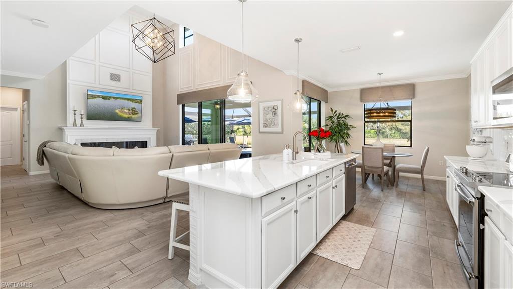 11945 Bay Oak Drive DR