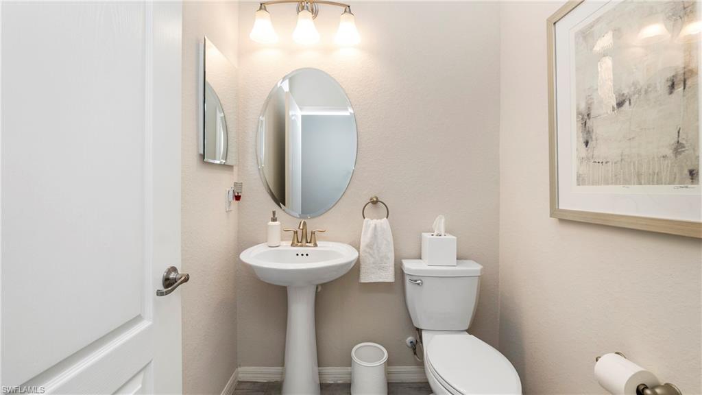 11945 Bay Oak Drive DR