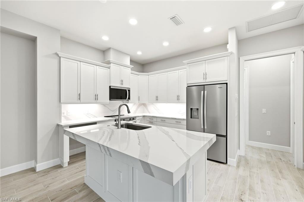 8937 Calypso CT