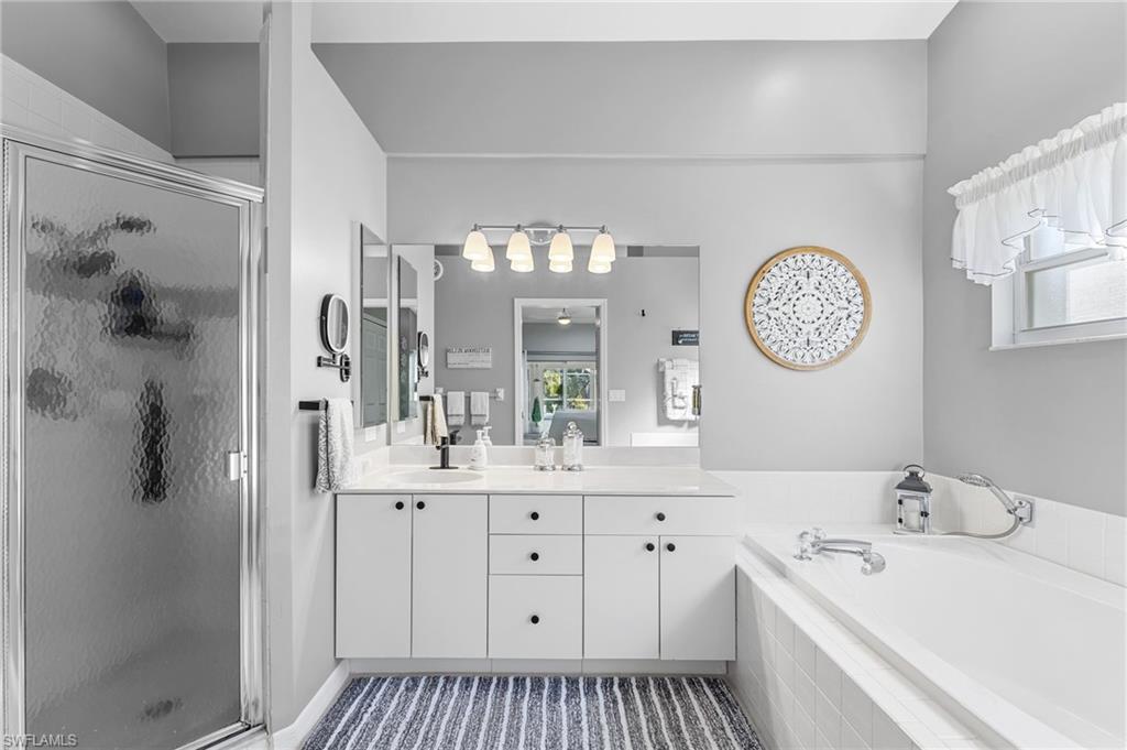 18048 Horseshoe Bay CIR