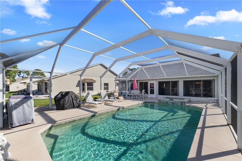 18048 Horseshoe Bay CIR