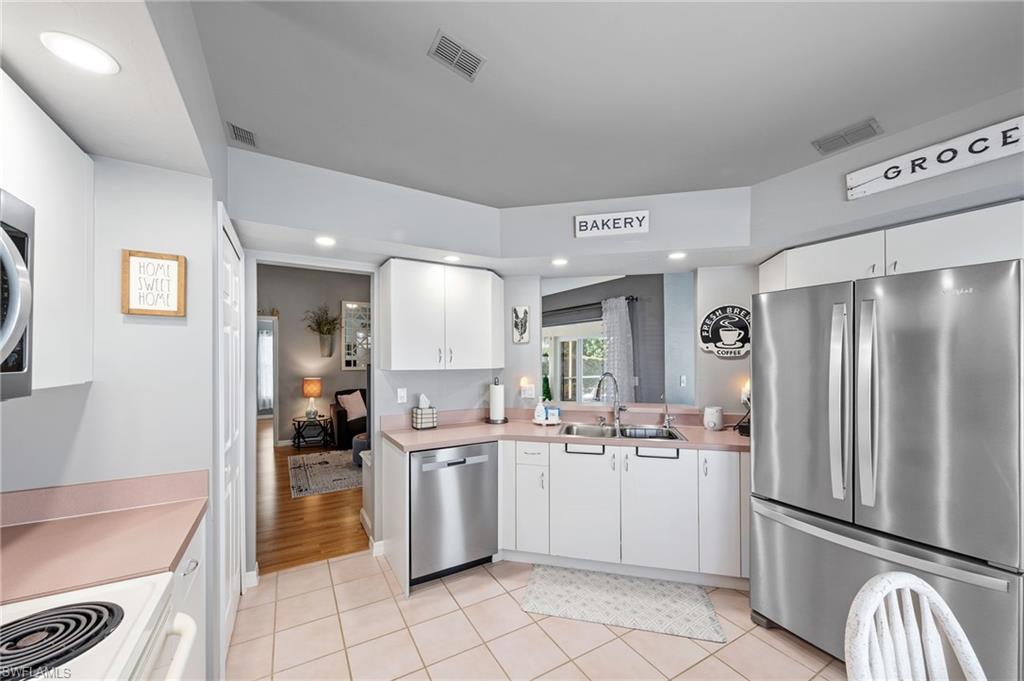 18048 Horseshoe Bay CIR