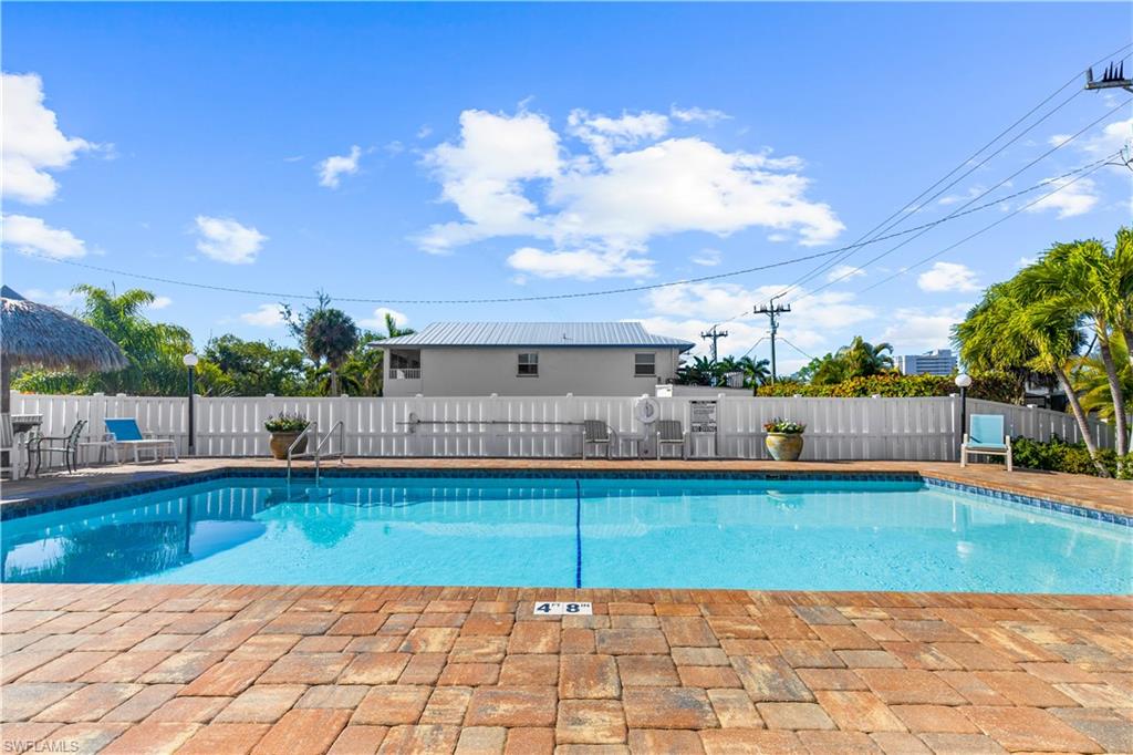 345 Mango ST 406