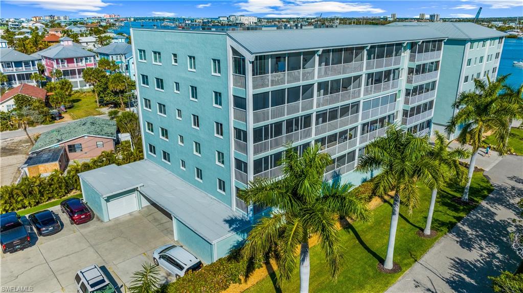 345 Mango ST 406