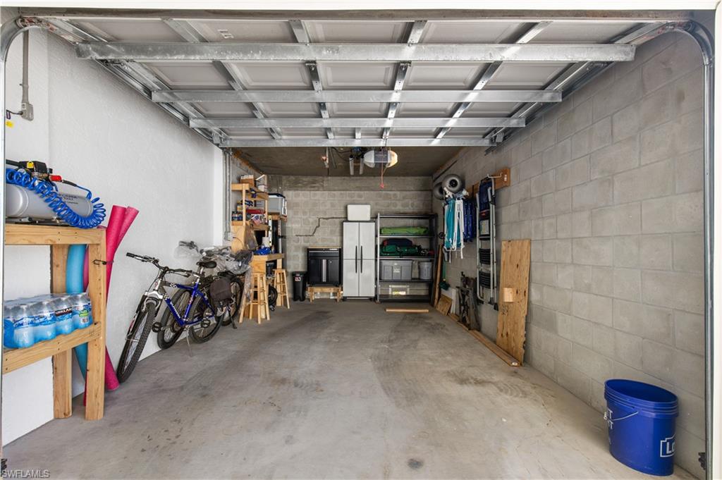 345 Mango ST 406