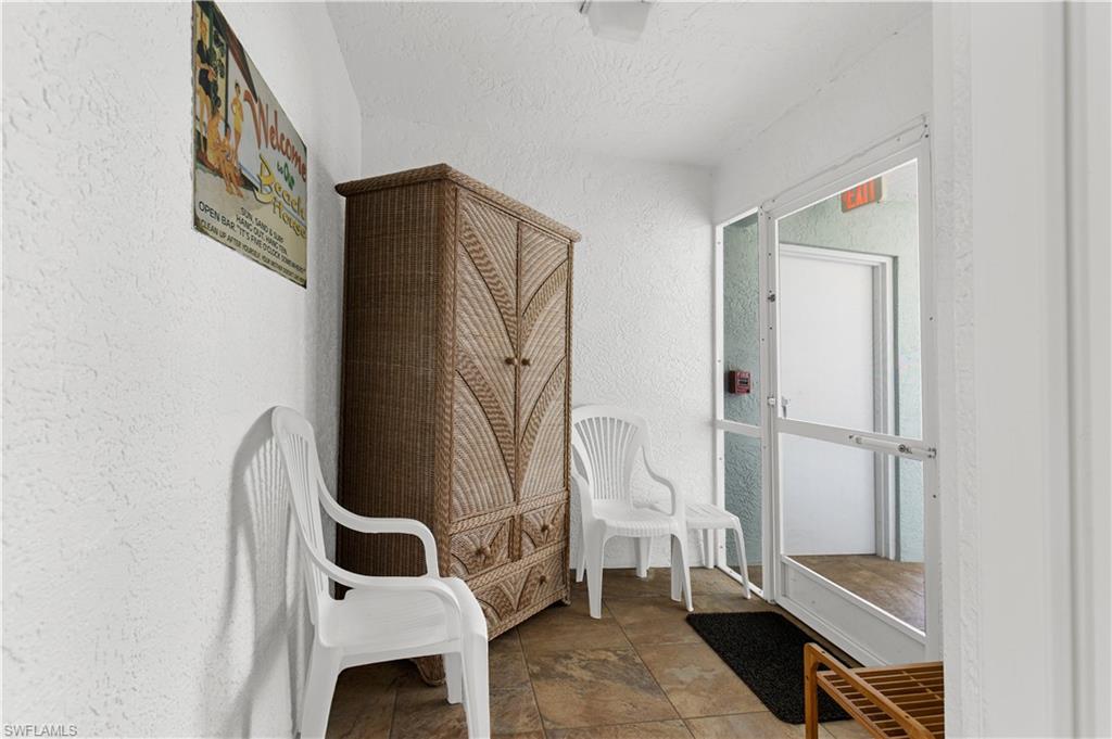 345 Mango ST 406