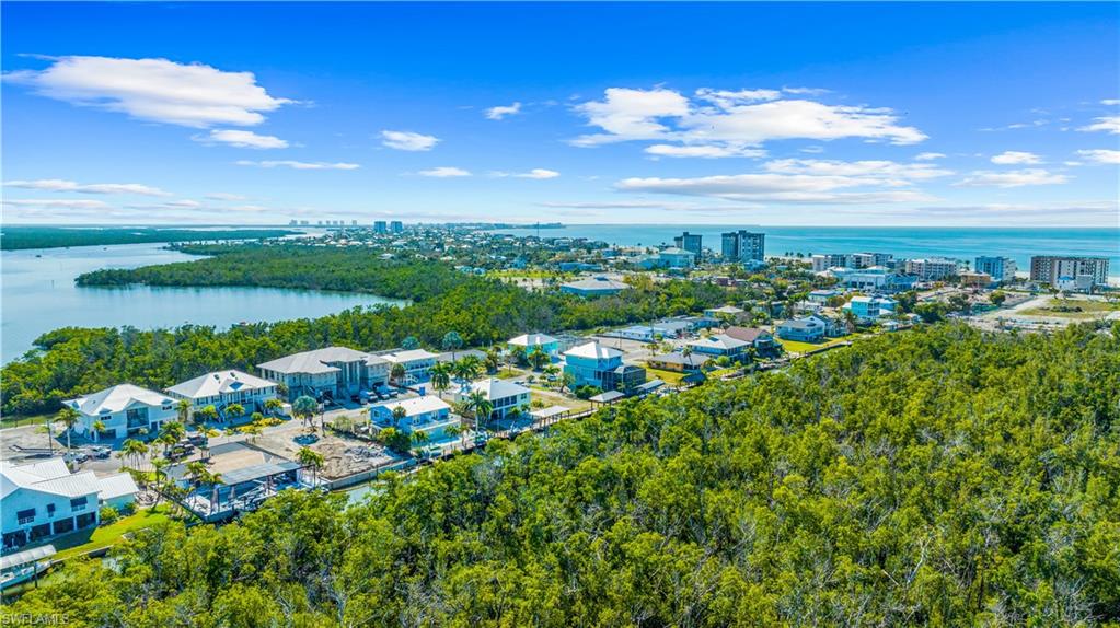 345 Mango ST 406