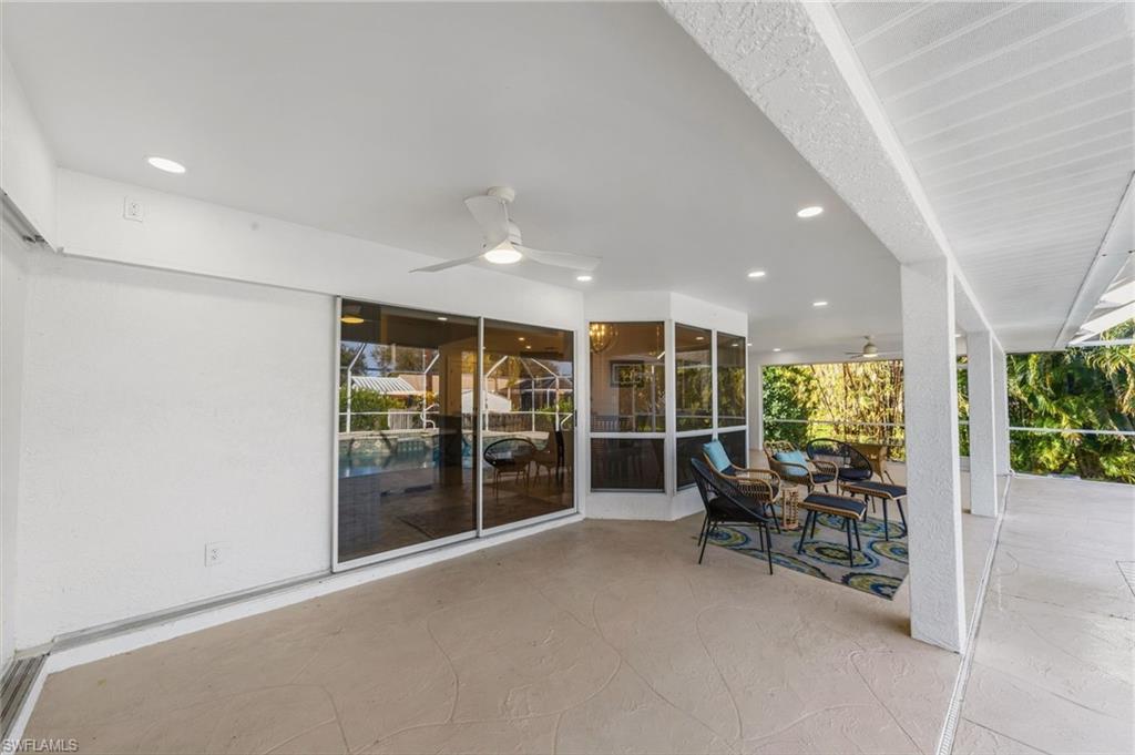 4724 Riverside DR