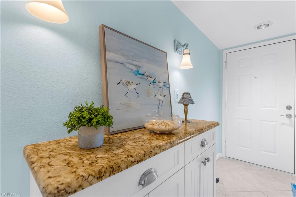 1190 Yesica Ann CIR B101