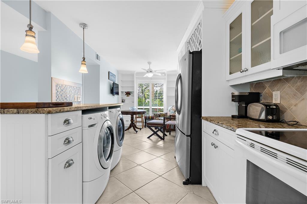 1190 Yesica Ann CIR B101