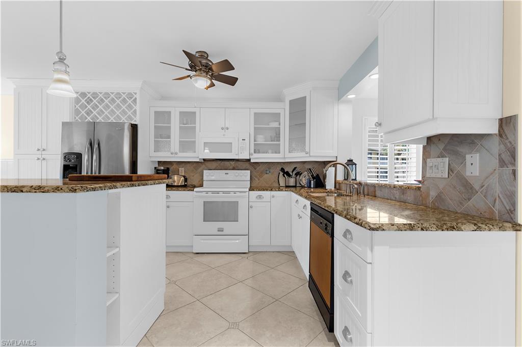 1190 Yesica Ann CIR B101