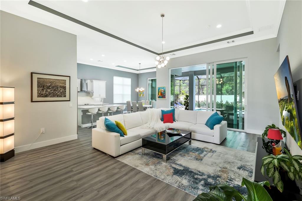 3754 Sapphire Cove CIR