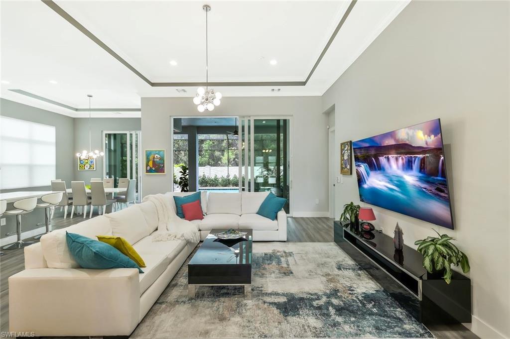 3754 Sapphire Cove CIR