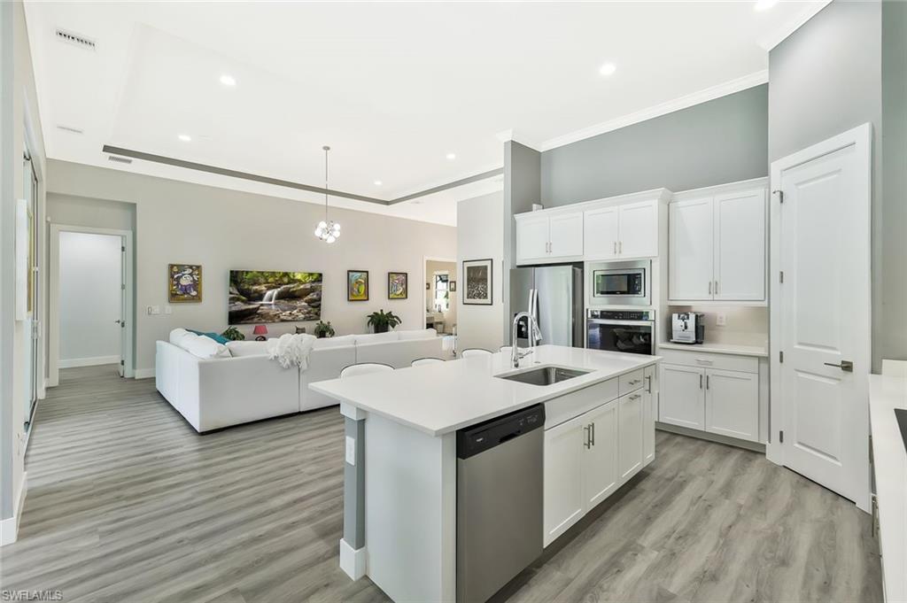 3754 Sapphire Cove CIR