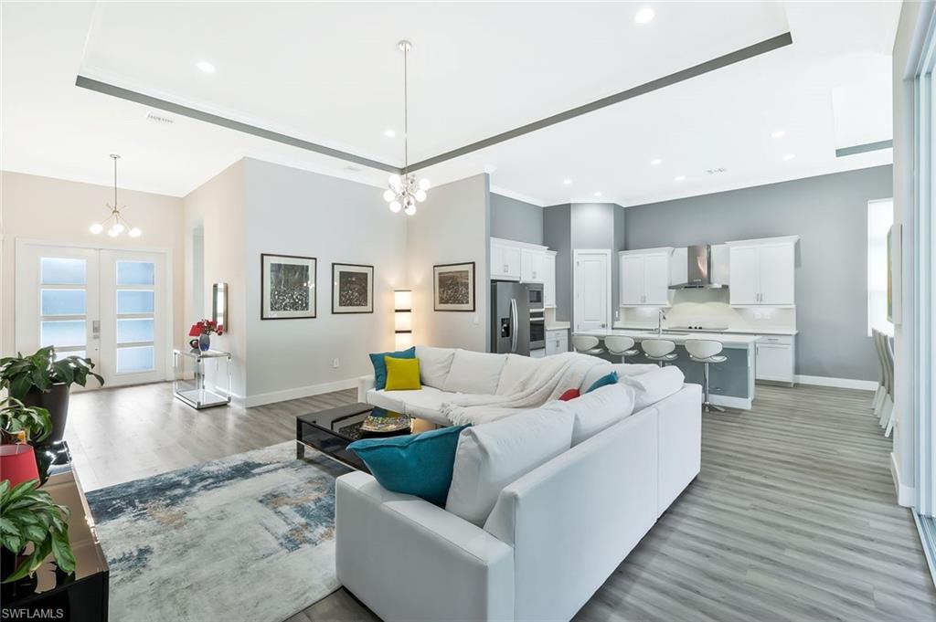 3754 Sapphire Cove CIR