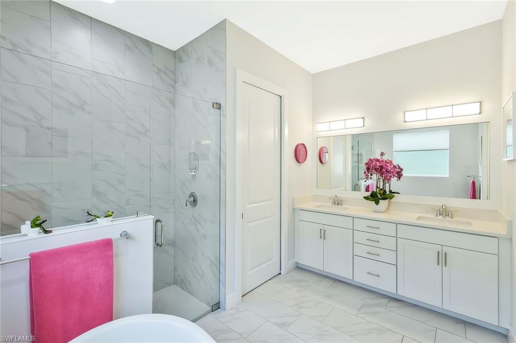 3754 Sapphire Cove CIR