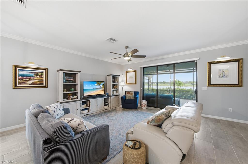 19584 Utopia LN