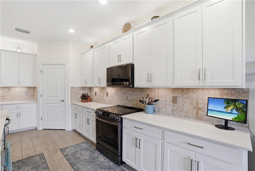 10896 Timber Creek DR