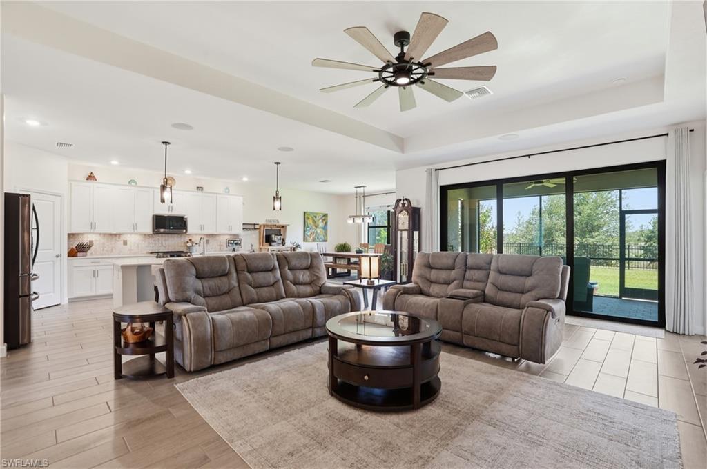 10896 Timber Creek DR