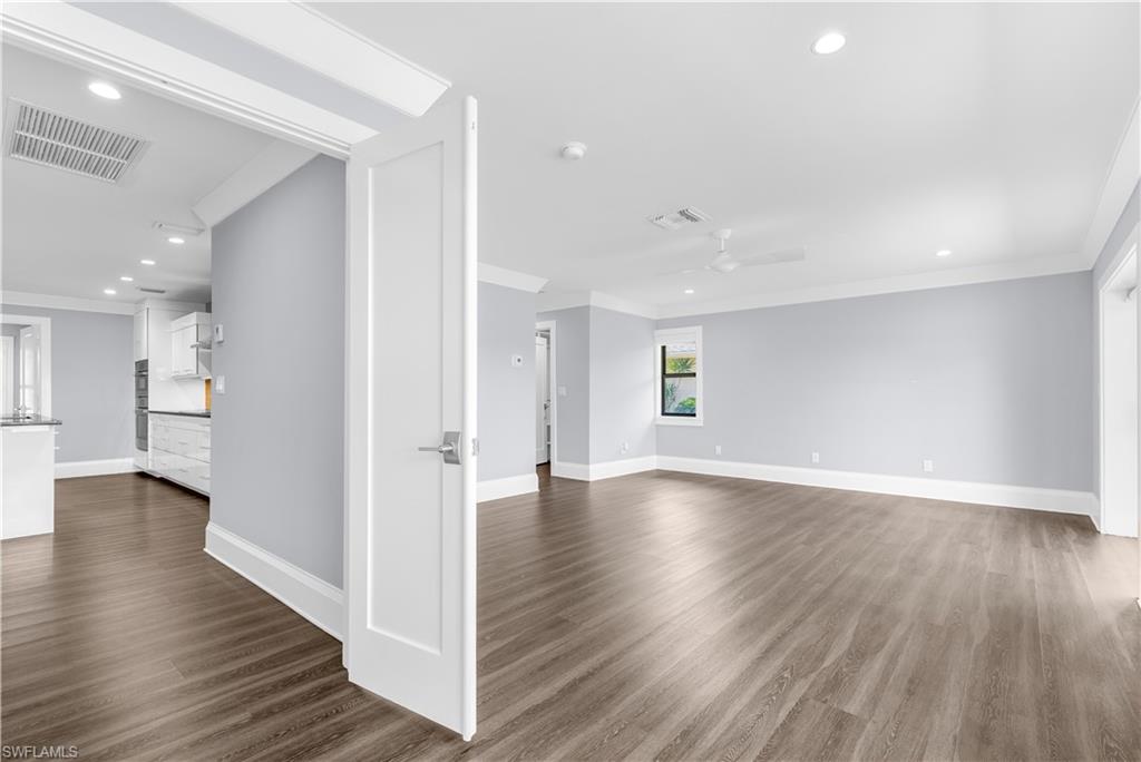 9882 Campbell CIR