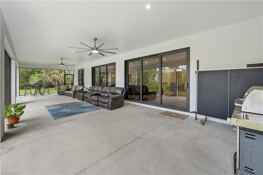 18355 Fairmont DR