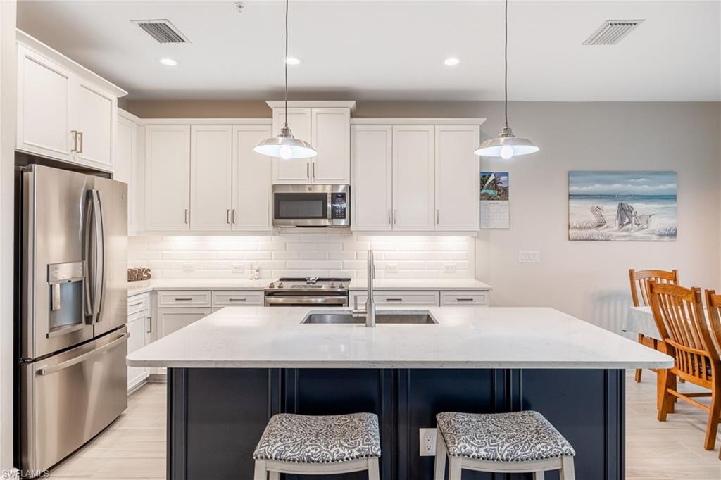 2555 Seychelles DR 406