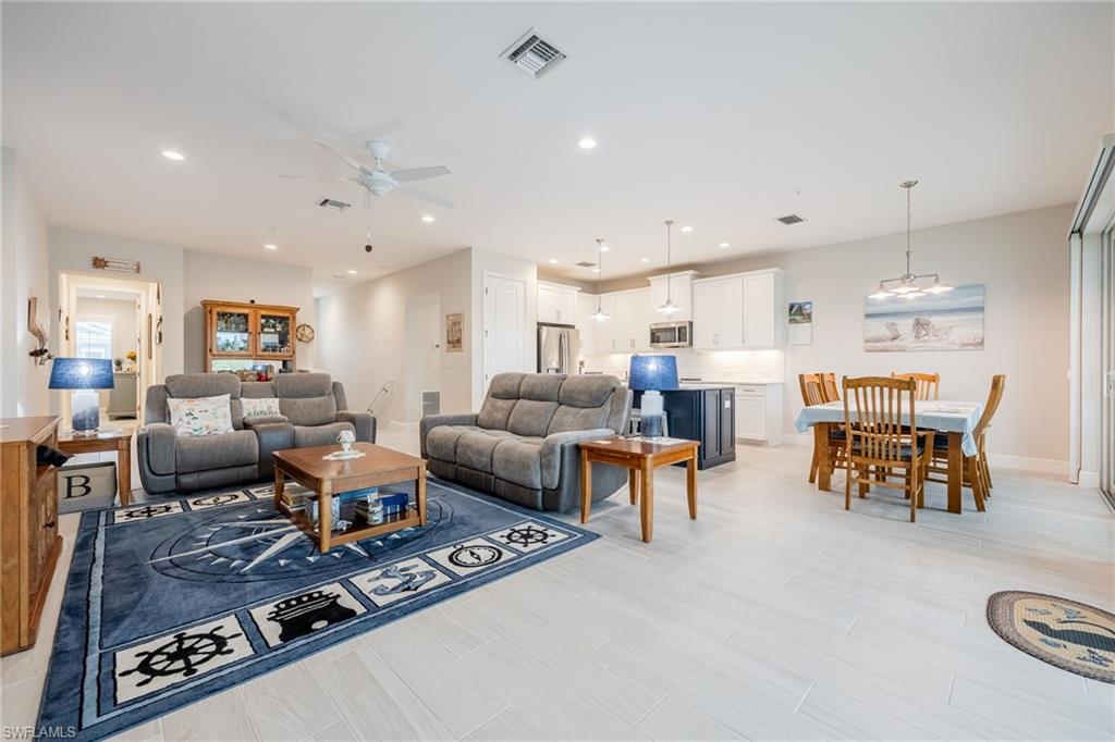 2555 Seychelles DR 406