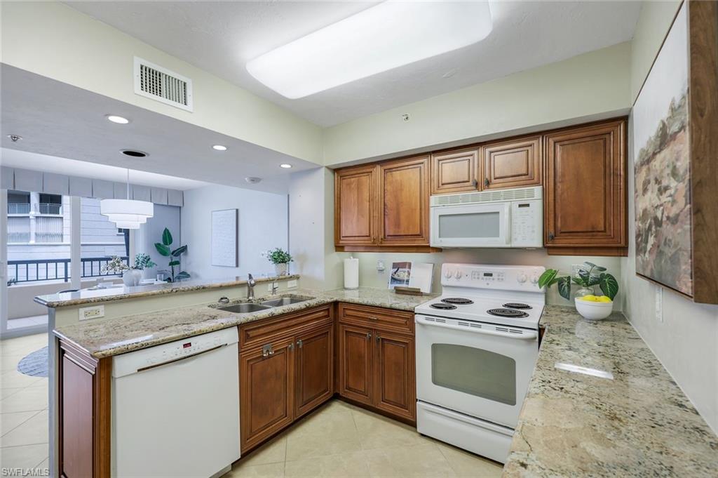 990 Cape Marco DR 208