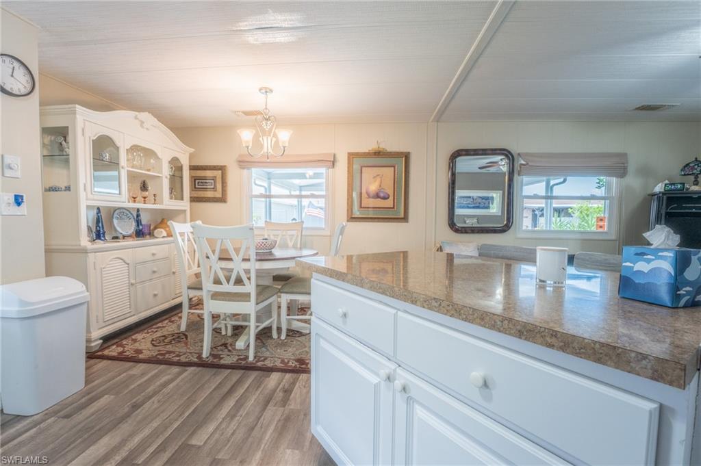 953 Bunker Hill DR