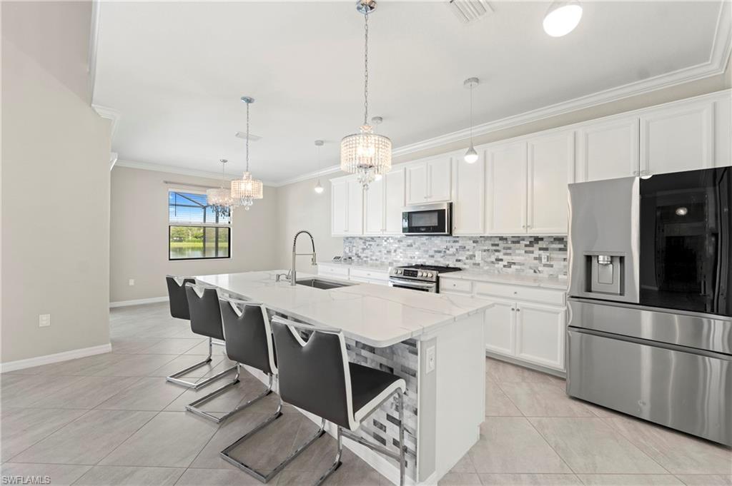 11905 Hickory Estate CIR