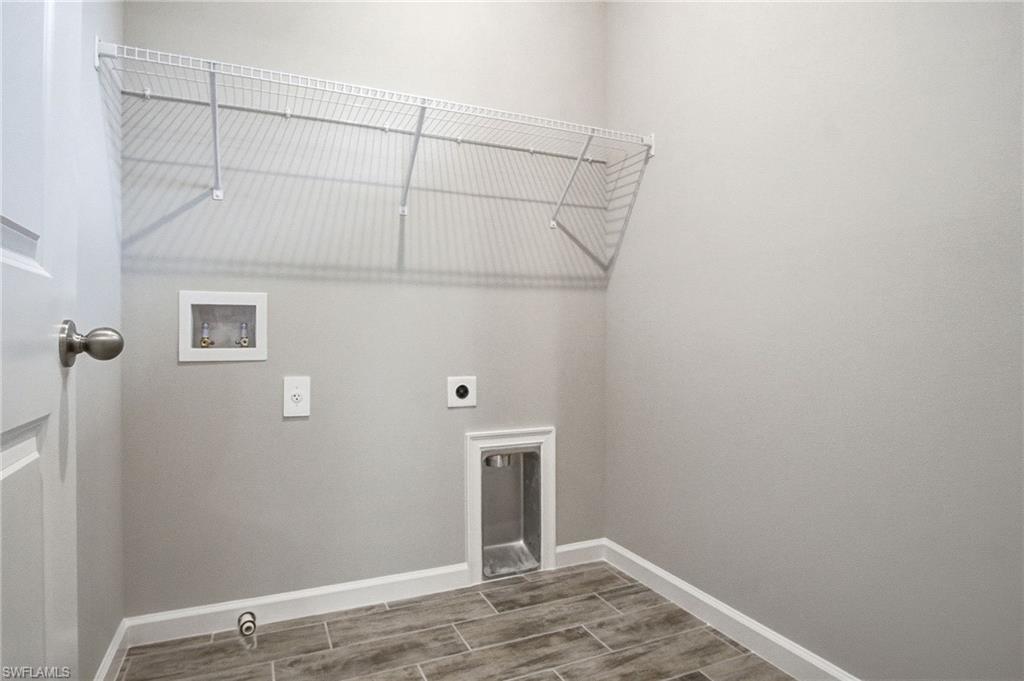4646 Arboretum CIR 201