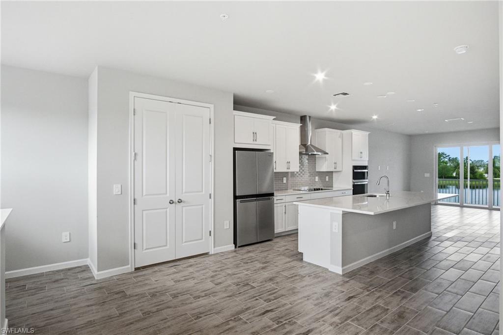 4596 Arboretum CIR 202