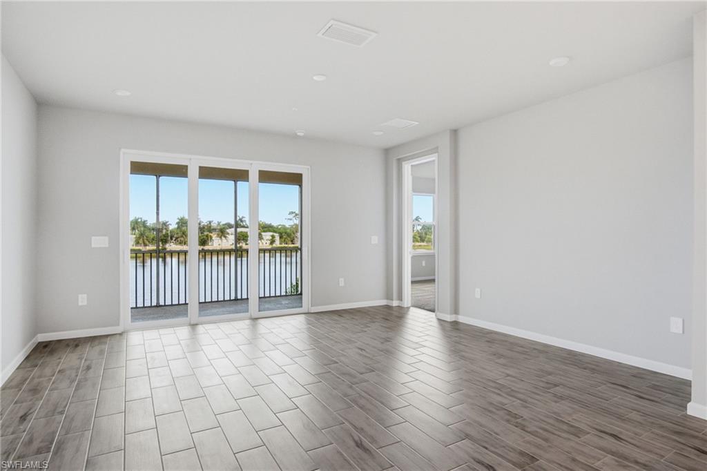 4596 Arboretum CIR 202