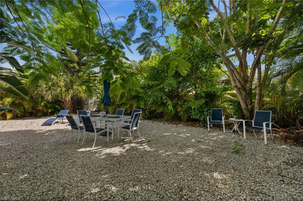105 Hilo ST