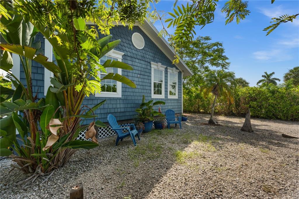 105 Hilo ST