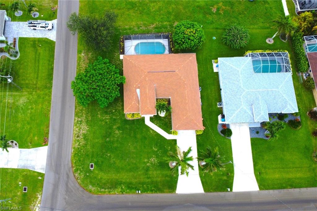 3302 2nd LN