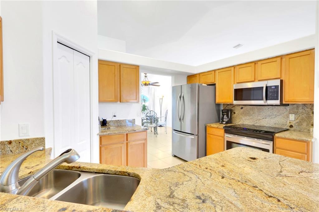 3302 2nd LN